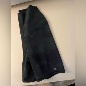 ALO Camo Biker Shorts